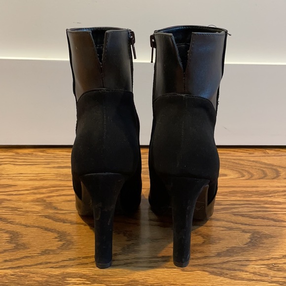 Y Not Boots - Picture 4 of 6